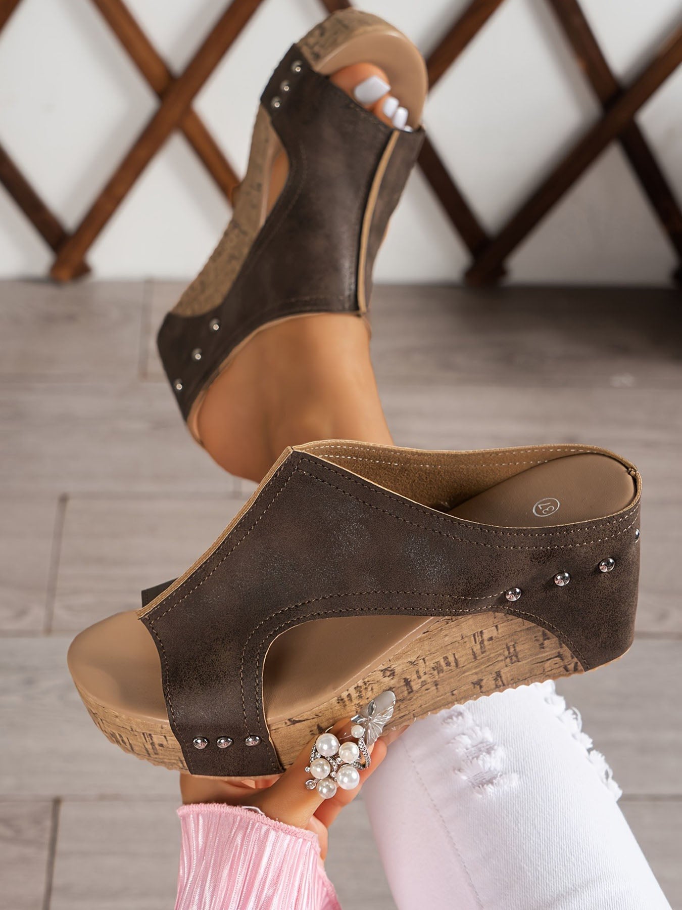 Breathable Side Platform Sandals